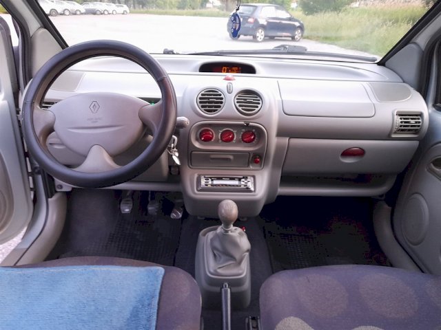 Renault Twingo 1.2 16 V....55 kw / 75 ks...