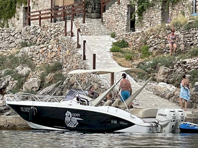 Sessa key largo 27