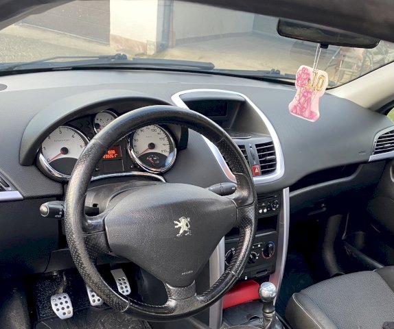 Peugeot 207CC 1,6 HDI ZAMIJENA