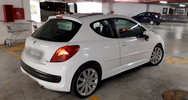 Peugeot 207 1.6 Gti