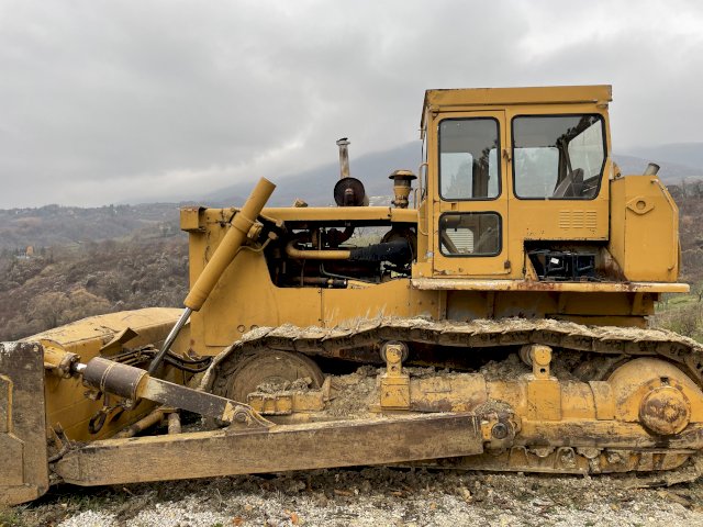 Tg 220 buldozer