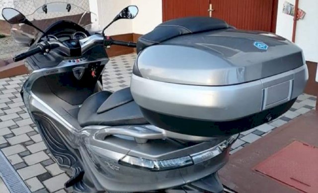 Piaggio X10 493 cm3, 2013 god.