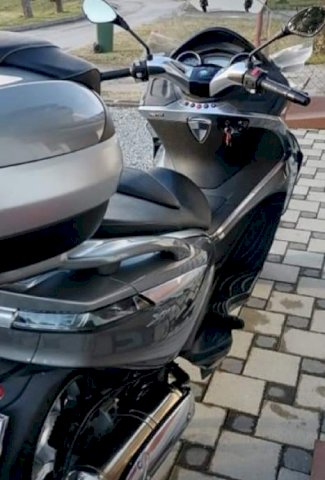 Piaggio X10 493 cm3, 2013 god.