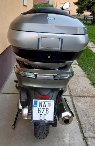 Piaggio X10 493 cm3, 2013 god.