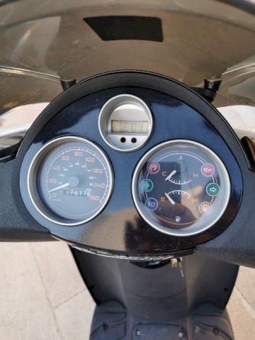 Piaggio Carnaby 125 cm3