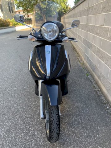 Piaggio Beverly Tourer 250 cm3, 2008 god.