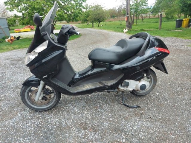 Piaggio x8 150 cm3, 2006 god.