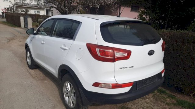 Kia Sportage 2WD 2,0 CRDi