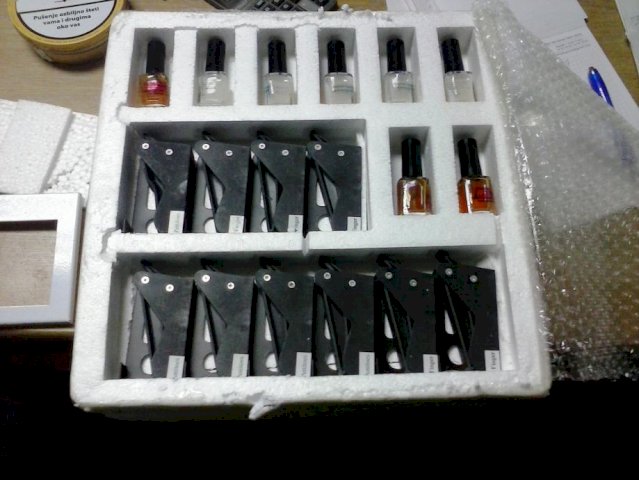 Digitalni printer za oslikavanje noktiju