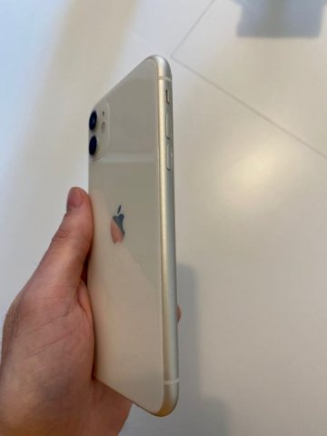 iPhone 11 STANJE 10/10 - SAMO ZAMJENA ZA iPhone 1