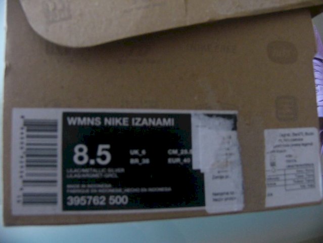 Nike tenisice,uži model,broj 40,potpuno nove