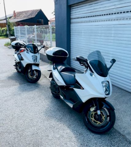 Gilera GP 800 839 cm3, 2012 god.
