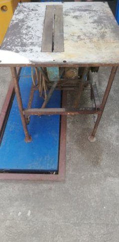 Cirkular za drva s elektromotorom