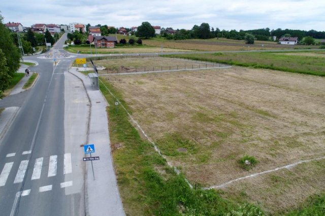 Pisarovina CENTAR, atraktivno građ. zemljište