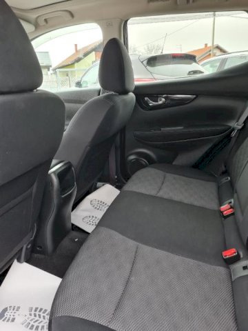 Nissan Qashqai 1,6 dCi X-Tronic Tekna Led Pamoram