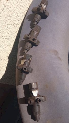 Dizne kDizne komplet za momplet za massey Ferguso