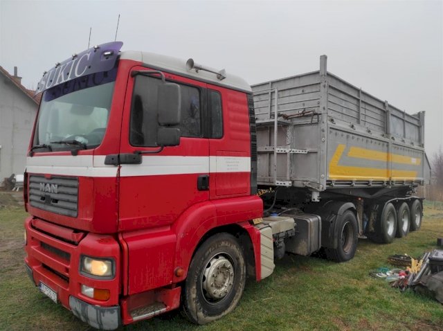 Kamion man tga i prikolica bocni kiper