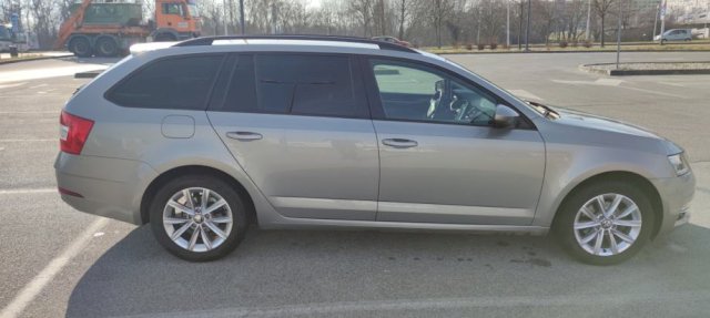 Škoda Octavia Combi 1,6 TDI DSG KOŽA/ALCANTARA