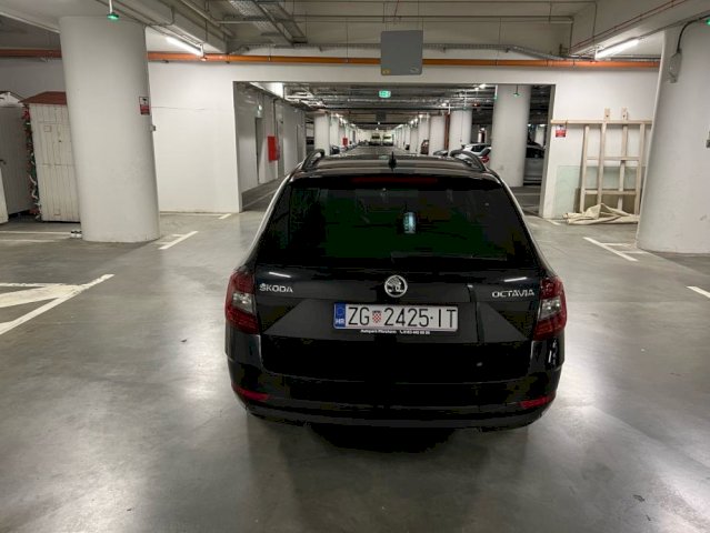 Škoda Octavia Combi 2,0 TDI DSG automatik u Perf