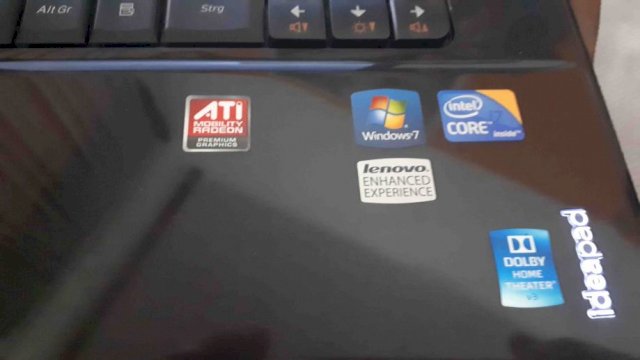 Lenovo IdeaPad Y560 Notebook 15,6