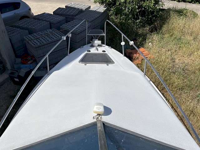 Gliser 7,65 unutarnji motor dizel