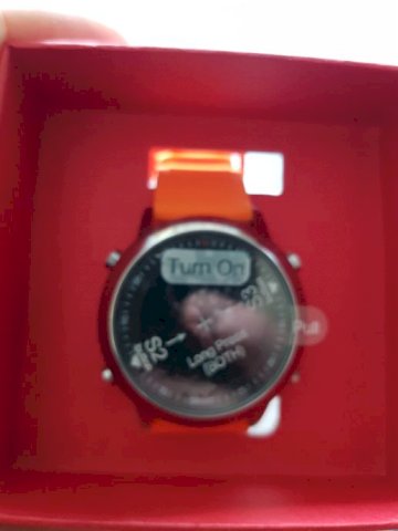 Smart watch novi za praćenje sportskih aktivnost