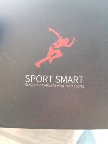 Smart watch novi za praćenje sportskih aktivnost