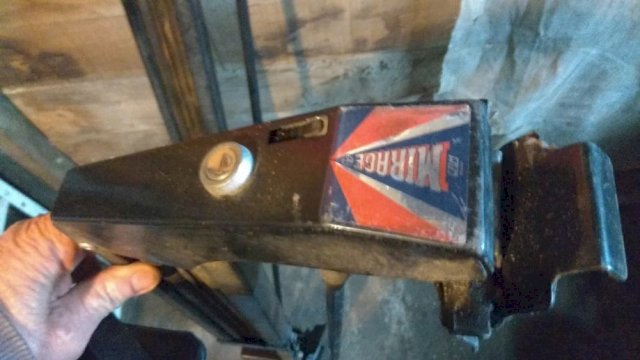 nosač skija za auto