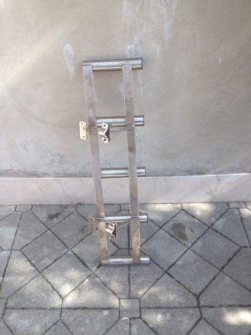 Inox nosač za štapove tunolovac
