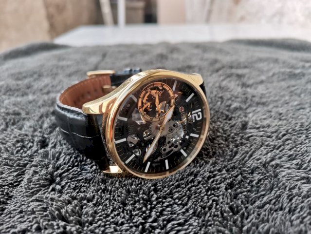 Invicta Flame Fusion Crystal sat