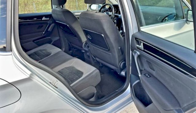 VW Golf Sportsvan 2.0TDI DSG Highline 150KS