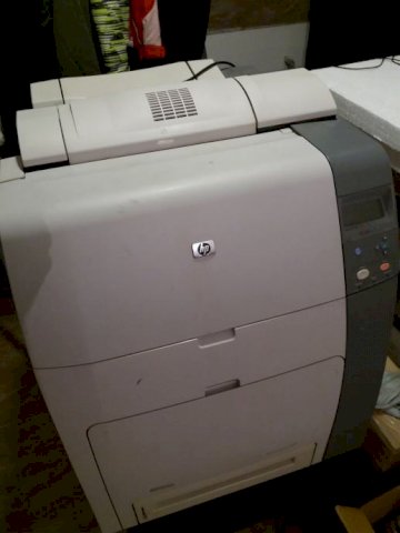 HP Color LaserJet 4700dn prodaja ili zamjena za A
