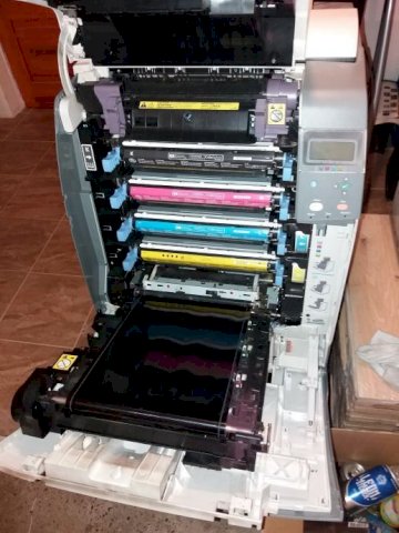 HP Color LaserJet 4700dn prodaja ili zamjena za A