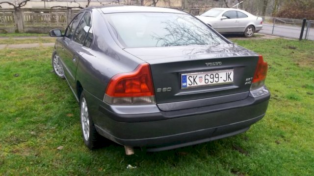 Volvo S60 2,5 T AWD