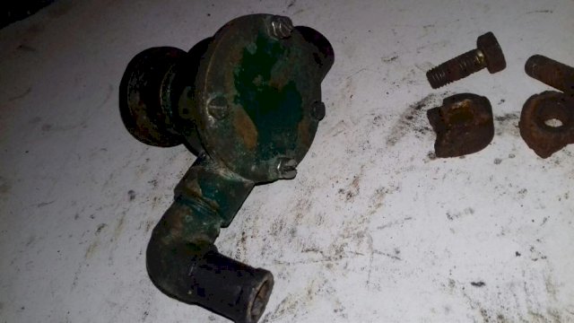 Volvo Penta pumpa mora