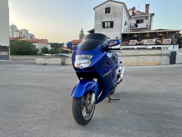 Honda CBR 1100xx Blackbird 1100 cm3, 2003 god.