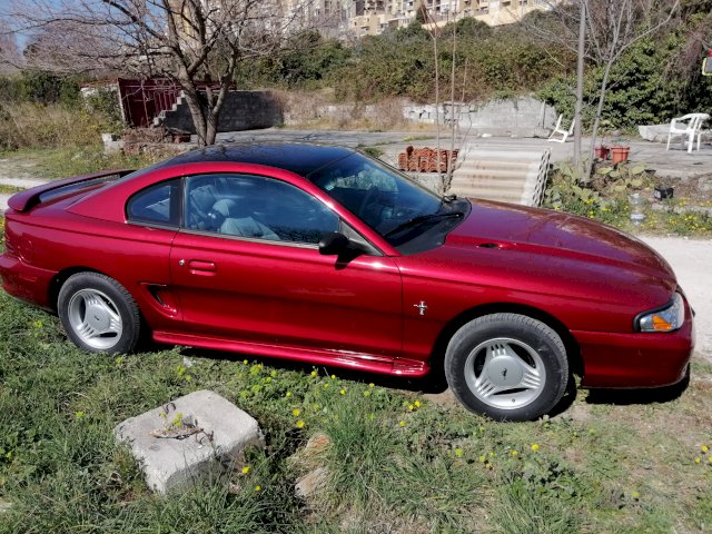 Ford Mustang 3,8 v6