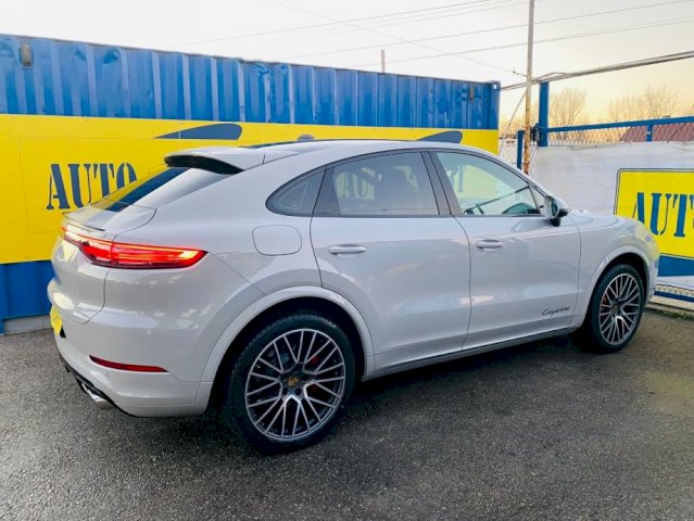 Porsche Cayenne Coupe HYBRID -TESTNO-