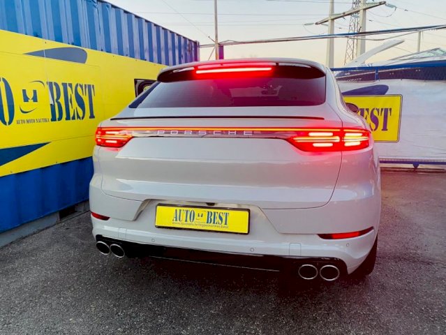 Porsche Cayenne Coupe HYBRID -TESTNO-