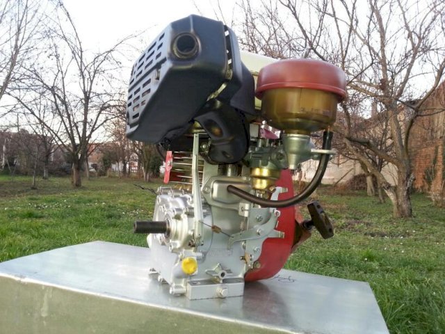 Motor Honda G200 za motokultivator F600/F620