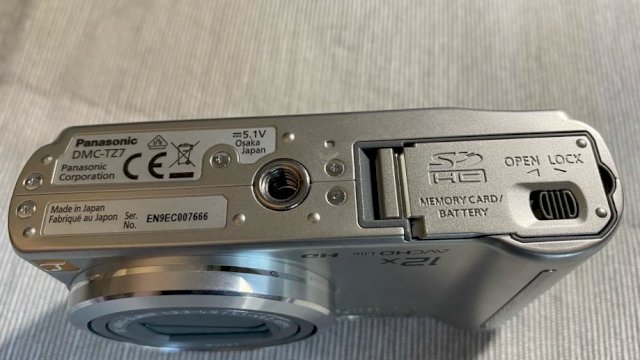 Panasonic DMC-TZ7 digitalni fotoaparat kamera