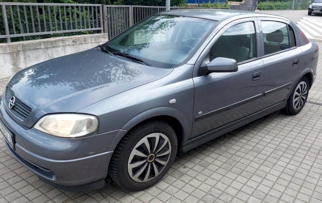 Opel Astra 1.6