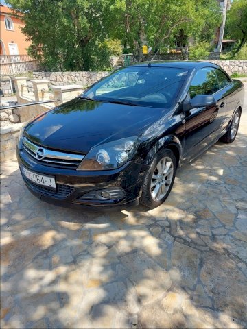 Opel Astra Cabrio twintop 1.6 benzin !!!