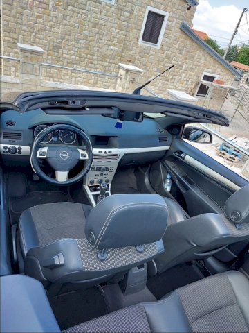 Opel Astra Cabrio twintop 1.6 benzin !!!