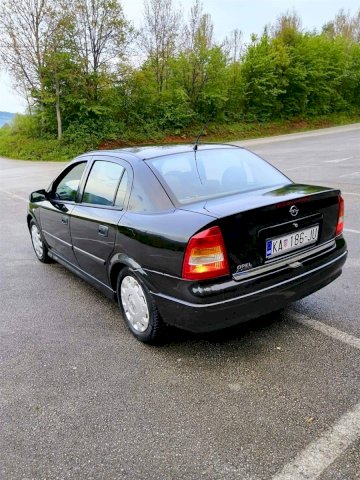 Opel Astra Classic 2.0 DTI