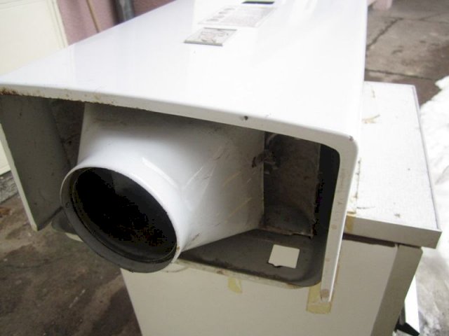 plinska peć za centralno grijanje i bojler za to