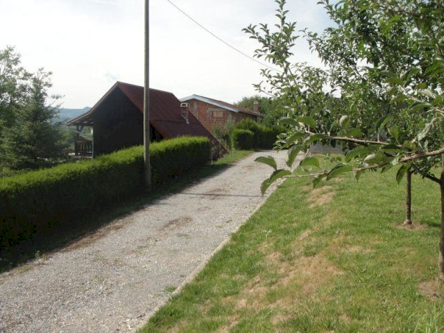 Kraj Gornji,180 m2 - roh-bau - k.č. 2300m2