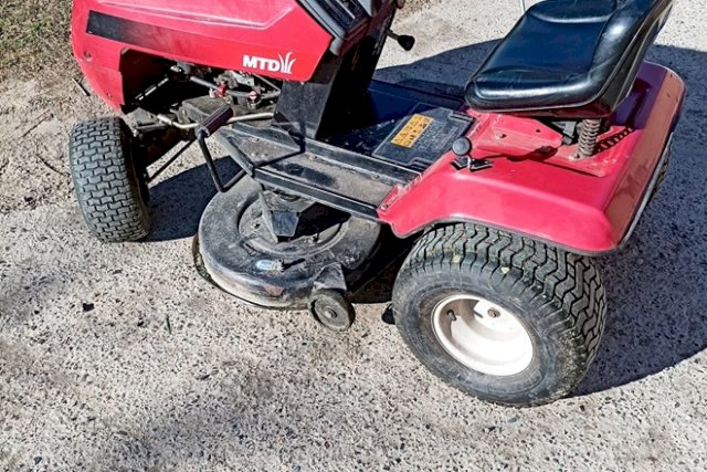 Traktor kosilica mtd 12.5 ks