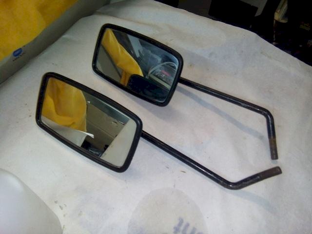 Originalni retrovizori KLE 500