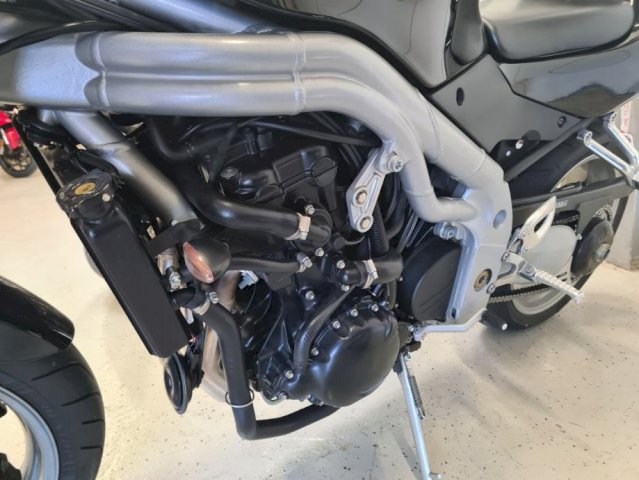 Triumph Speed triple 955i 955 cm3